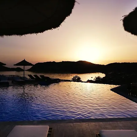 Brilliant (adults Only) Hotel